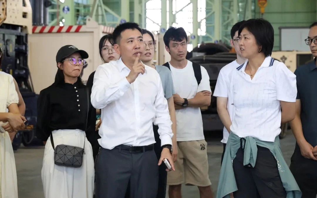 海工盛会促交流 校企合作谋新篇 出席香港理工大学2025海工基础研讨会主题报告暨温州研究院专家团考察温州永安重工科技有限公司