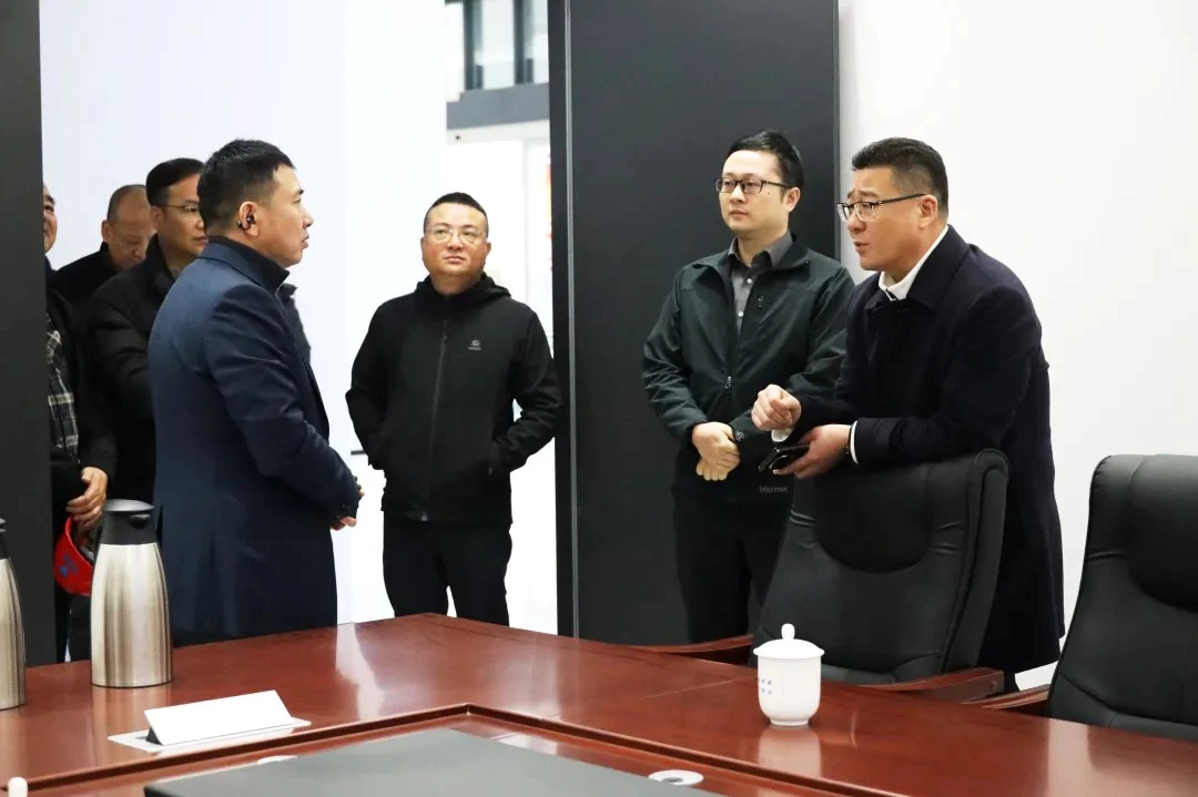 开工鼓劲正当时 谢忠诚主任走访慰问永安重工 助力企业开门红