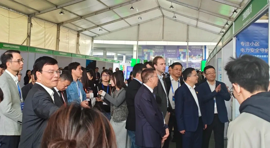 聚焦2025青年科学峰会 以科技匠心赋能未来