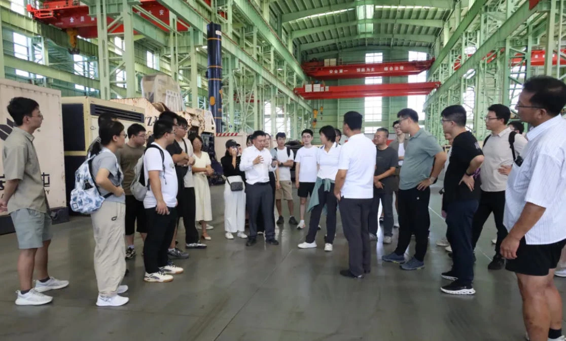 海工盛会促交流 校企合作谋新篇 出席香港理工大学2025海工基础研讨会主题报告暨温州研究院专家团考察温州永安重工科技有限公司